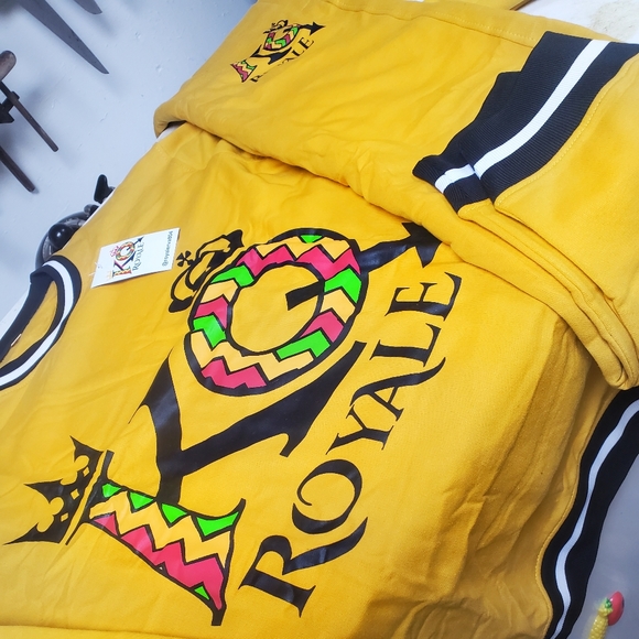 Full Tracksuits - Picture 3 of 3